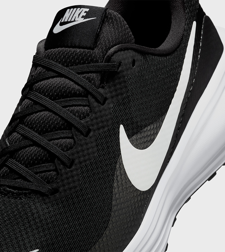 REVOLUTION 8 Running Shoes
