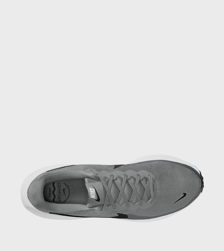 REVOLUTION 8 Running Shoes
