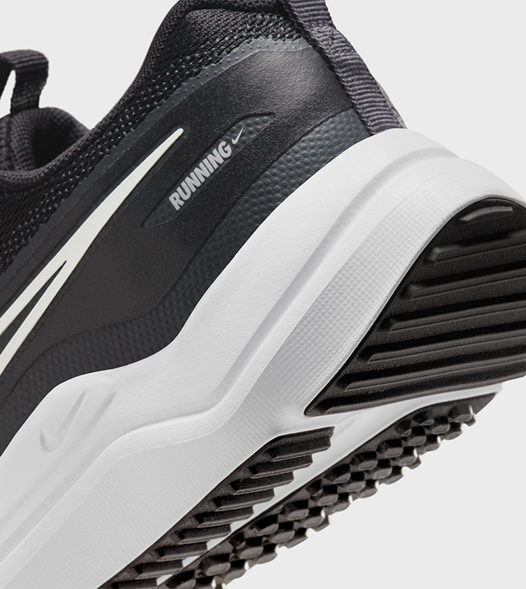 حذاء كوزميك رنر جي إس