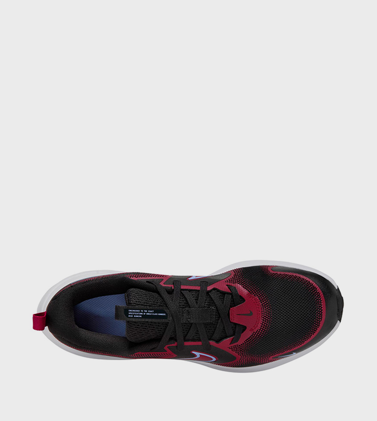 COSMIC Runner Sneakers