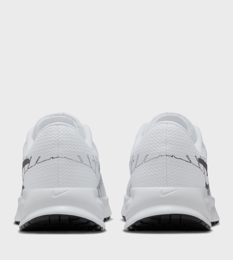 RUN DEFY Lace-Up Shoes