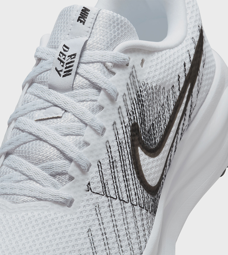 RUN DEFY Lace-Up Shoes