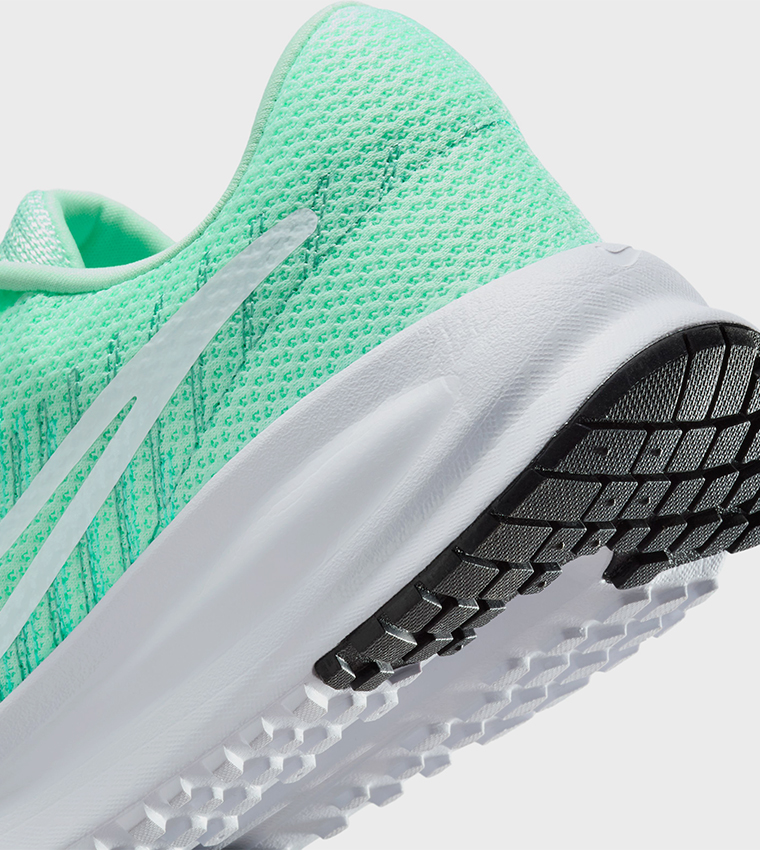 RUN DEFY Lace-Up Shoes