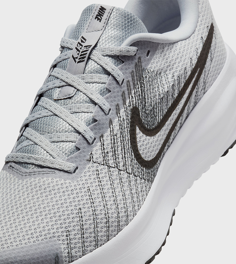 RUN DEFY Lace-Up Shoes