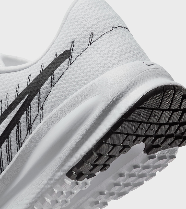RUN DEFY Lace Up Running Shoes