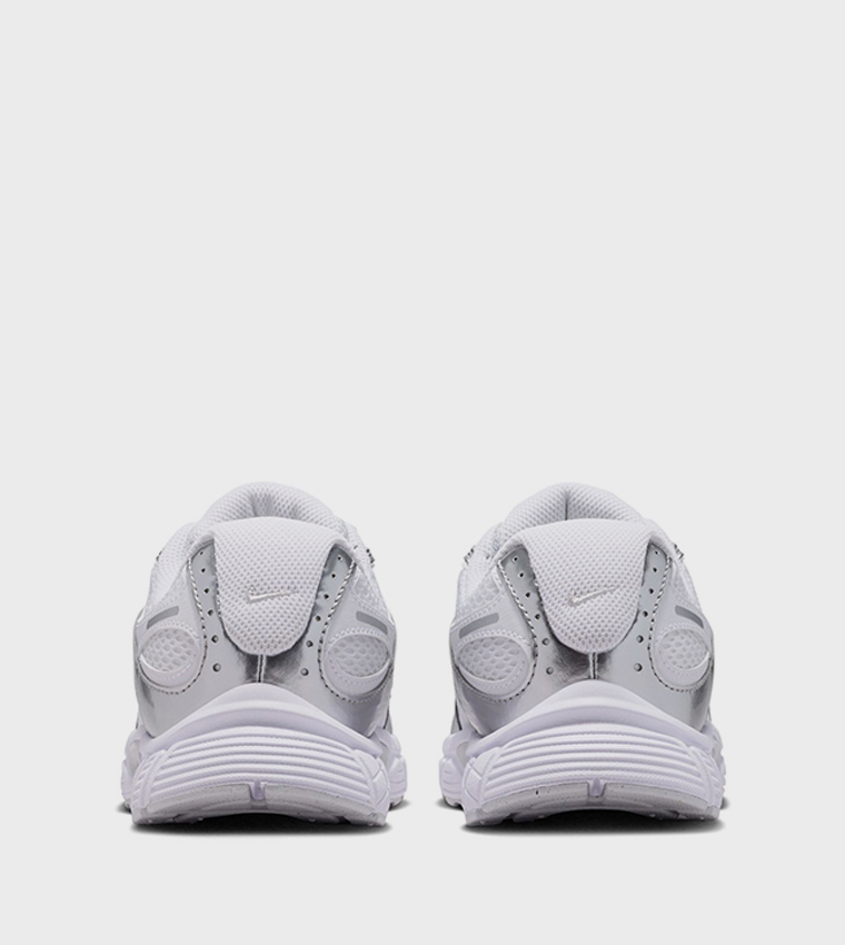 V5 RNR BG Runner Sneakers