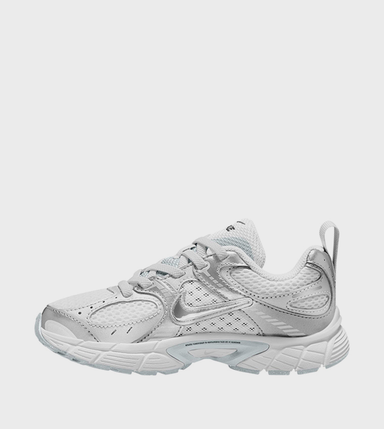 V5 RNR BP Runner Sneakers