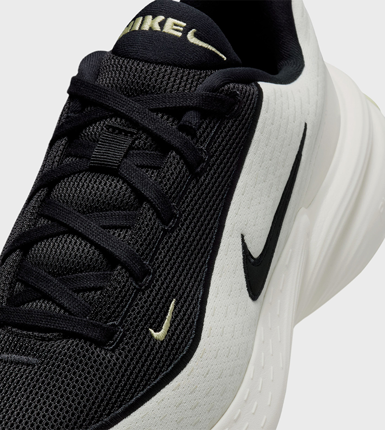 UPLIFT SC Runner Sneakers