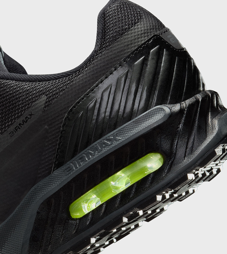 AIR MAX BIA Lace Up Sneakers