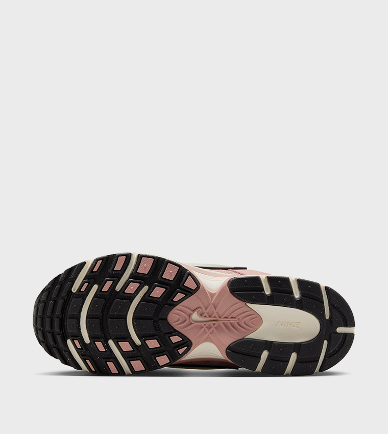 V5 RNR SUEDE Lace Up Sneakers