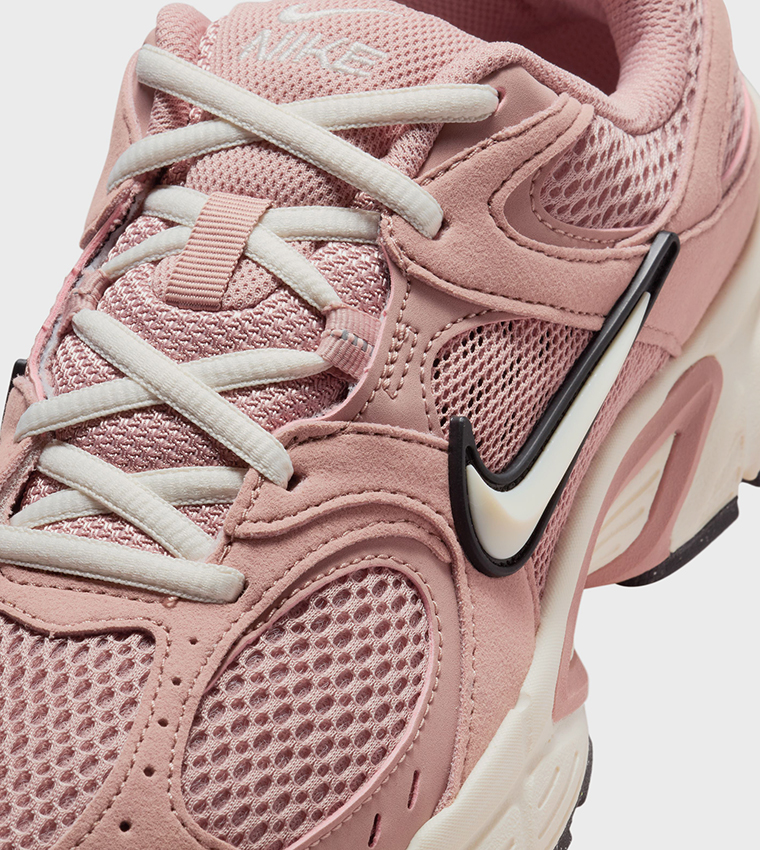 V5 RNR SUEDE Lace Up Sneakers