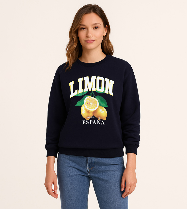 سويتشيرت قطن فليس بطبعة ورقبة مستديرة 