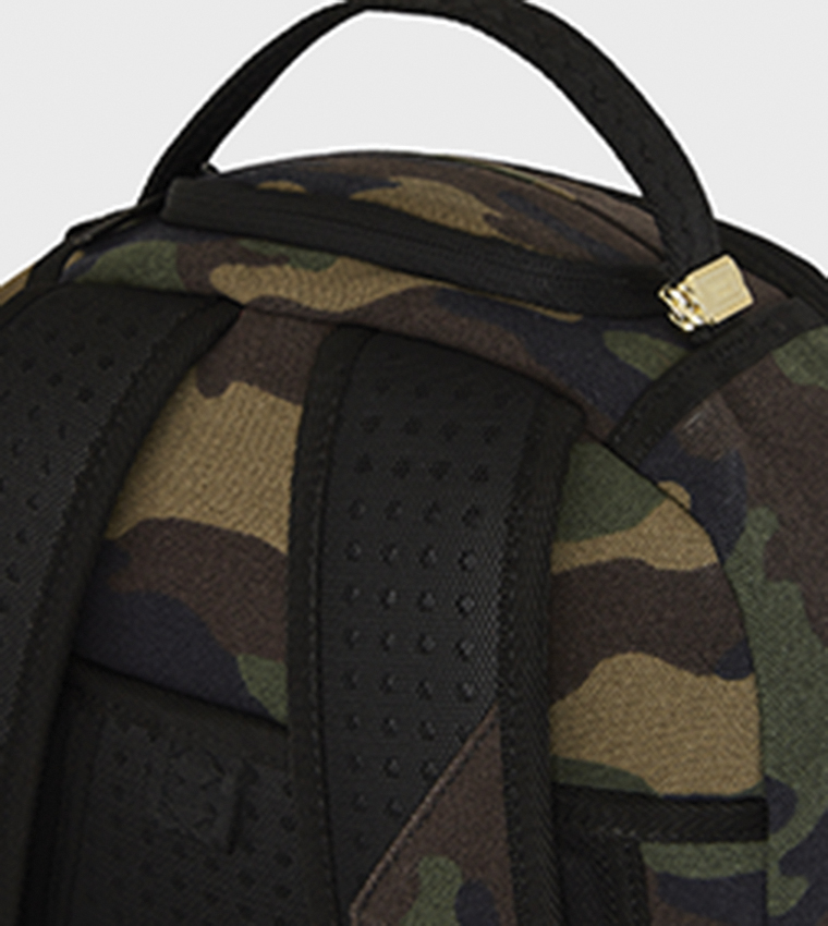 Shark Central Camo DLXS Backpack