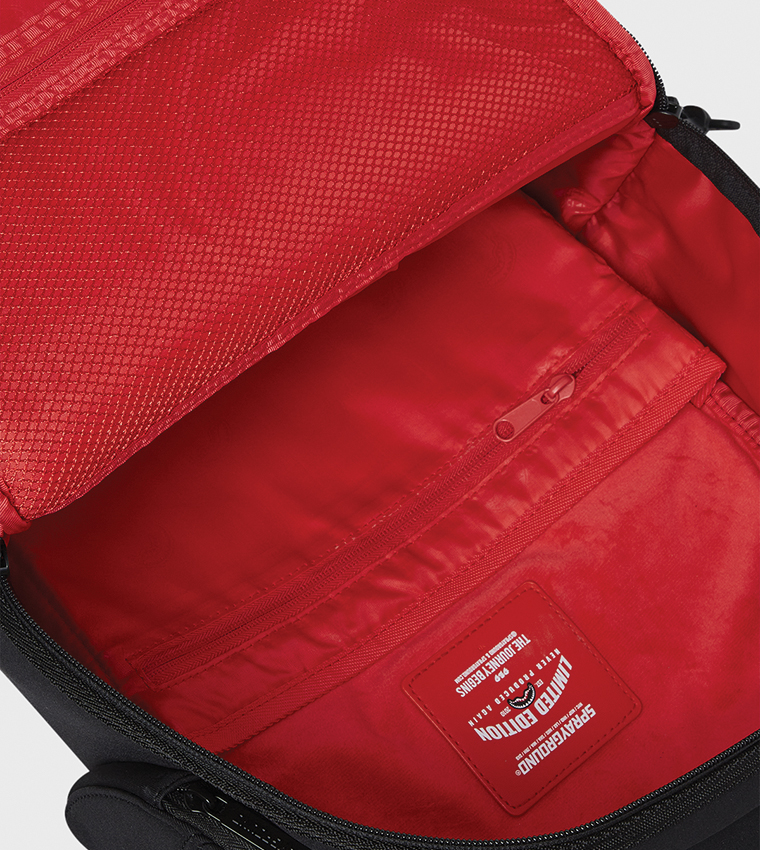 Shark Central Kyushu Mountain DLXS Backpack