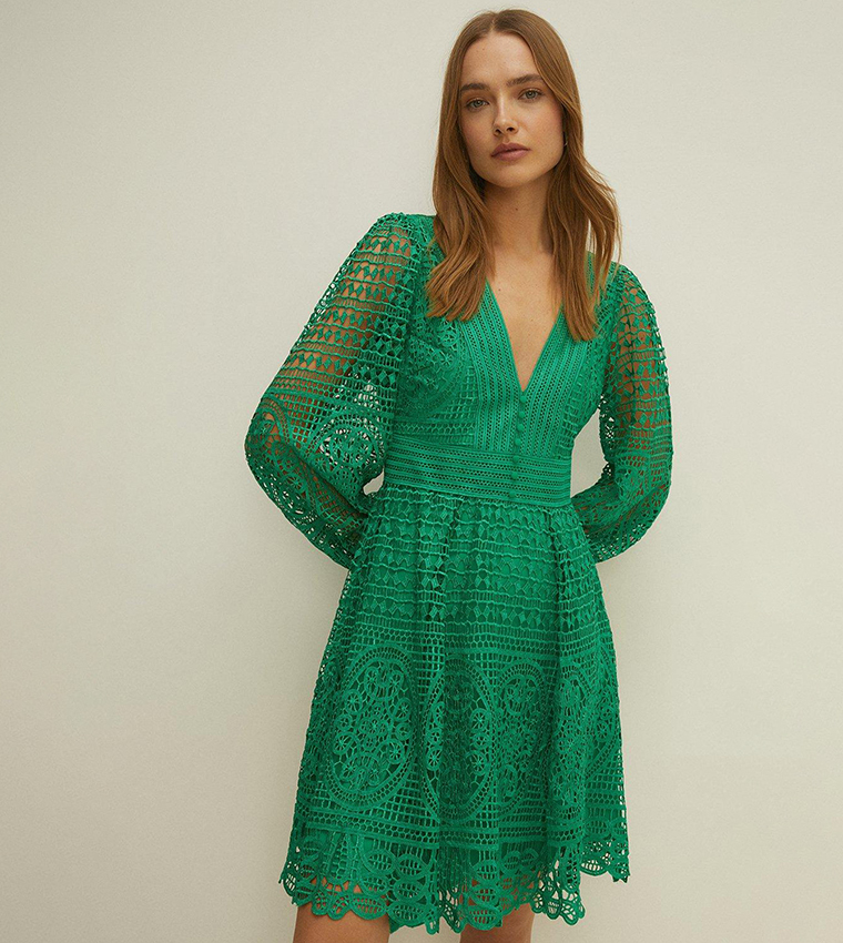 Buy Oasis Premium Lace V Neck Skater Dress In Green 6thStreet Qatar