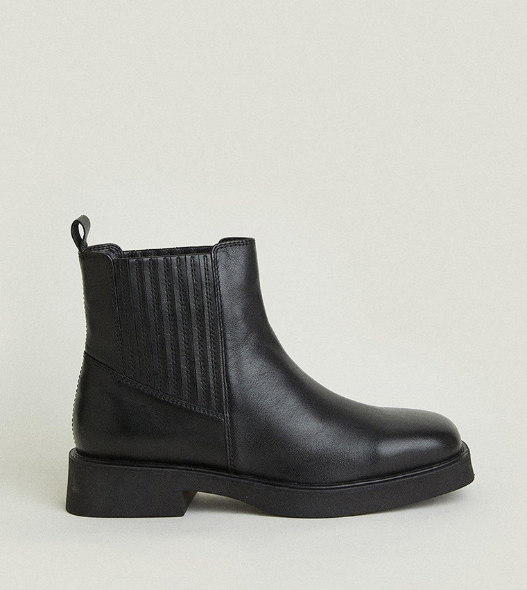 Buy Oasis Smart Leather Chelsea Ankle Boots In Black 6thStreet Bahrain