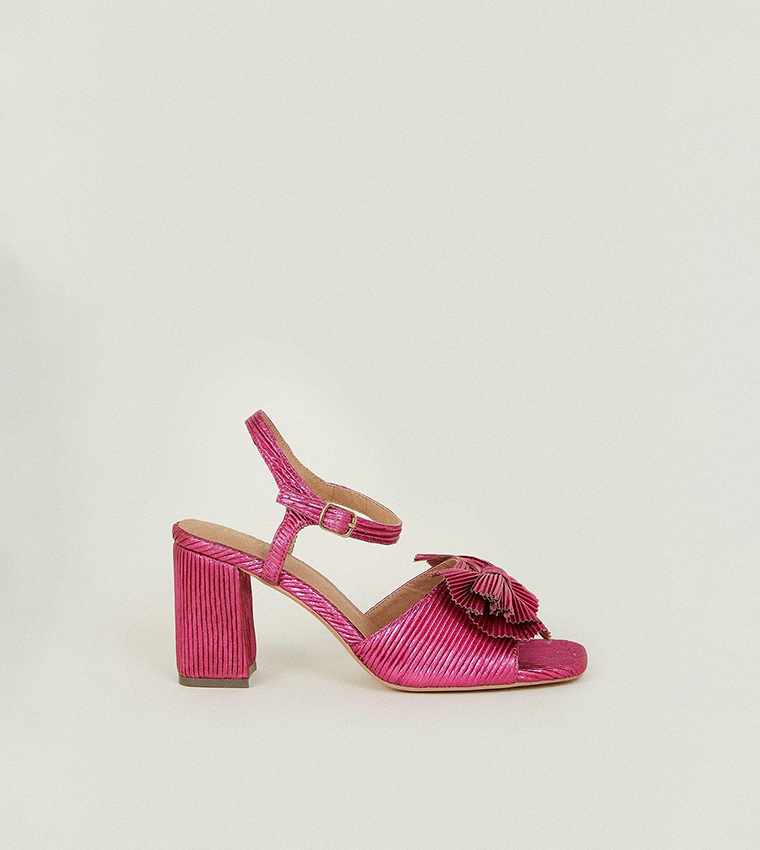 Buy Oasis Metallic Bow Block Heel Sandals In Pink 6thStreet UAE
