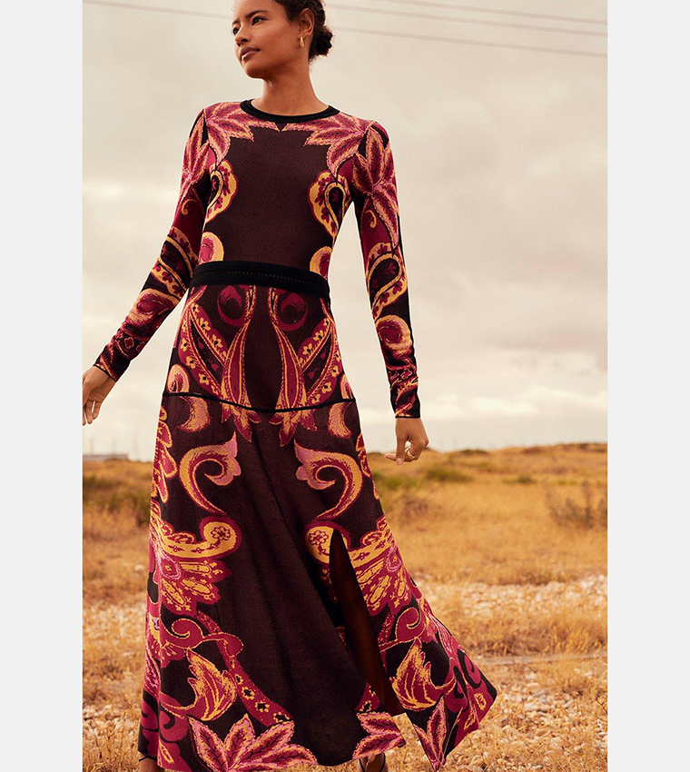 Buy Oasis Statement Jacquard Midaxi Knit Dress In Black | 6thStreet Oman