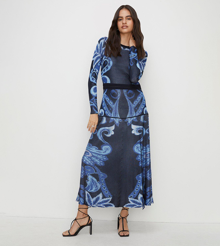 Buy Oasis Statement Jacquard Midaxi Knit Dress In Blue | 6thStreet Qatar