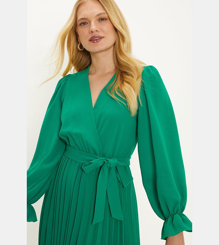 Buy Oasis Belted Wrap Pleated Midi Dress In Green | 6thstreet Bahrain