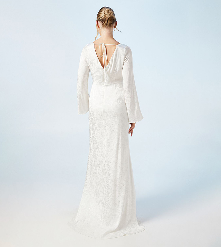 Peony Satin Jacquard Flared Sleeves Wedding Dress