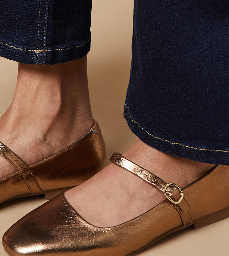 Belle Leather Square Toe Mary Jane