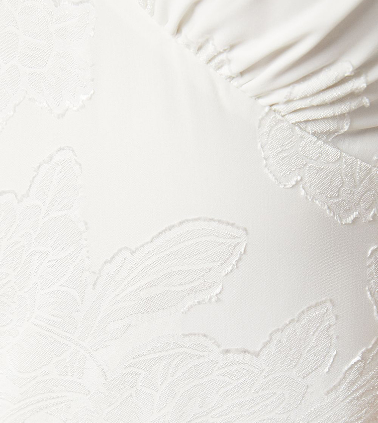 V-Neck Puff Sleeves Satin Jacquard Wedding Dress