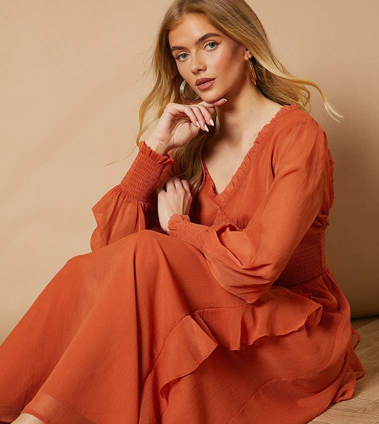 Ruffle Detail V-Neck Maxi Dress