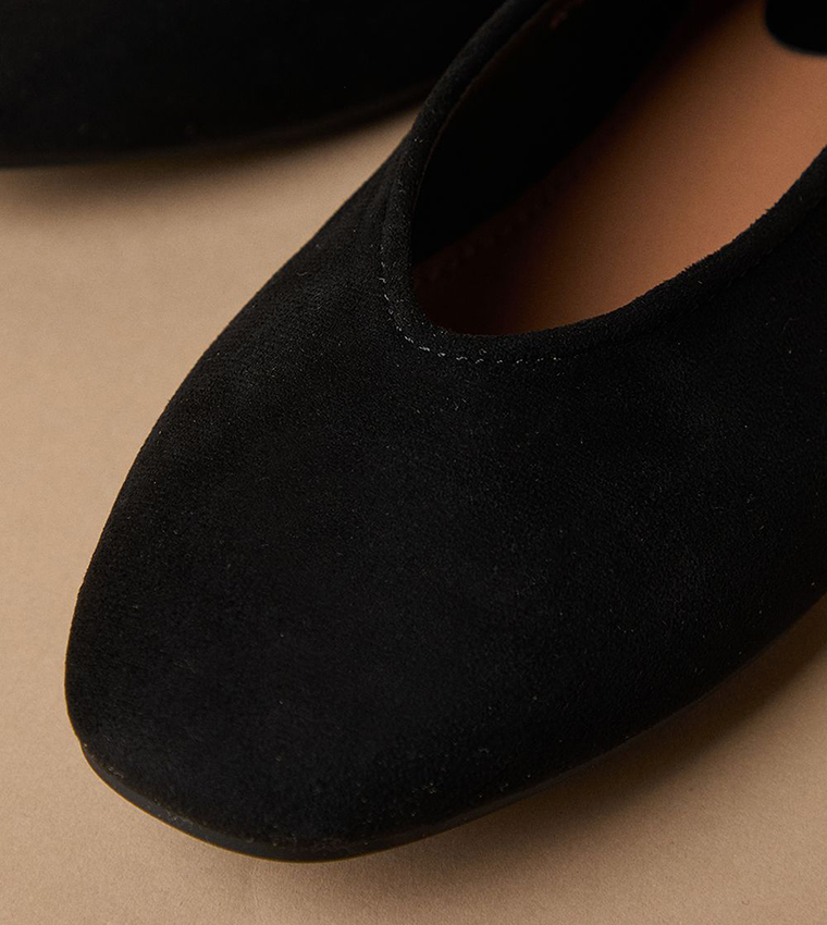 Bonnie Soft Square Toe High Vamp Ballerinas