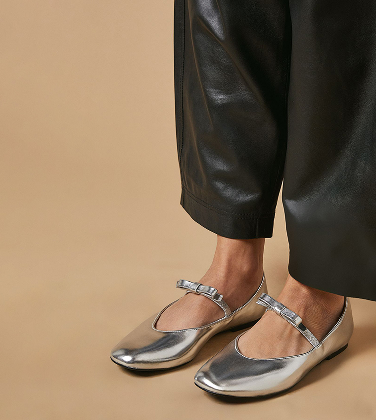 Pippin Bow Detail Mary Jane Shoes