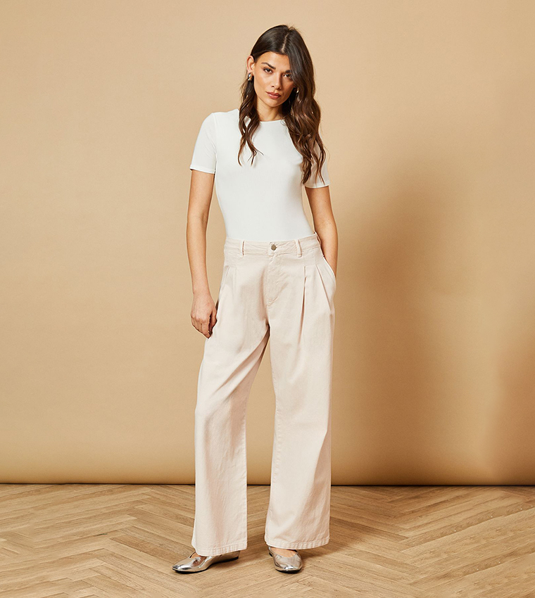 Pleat Front Washed Baggy Jeans