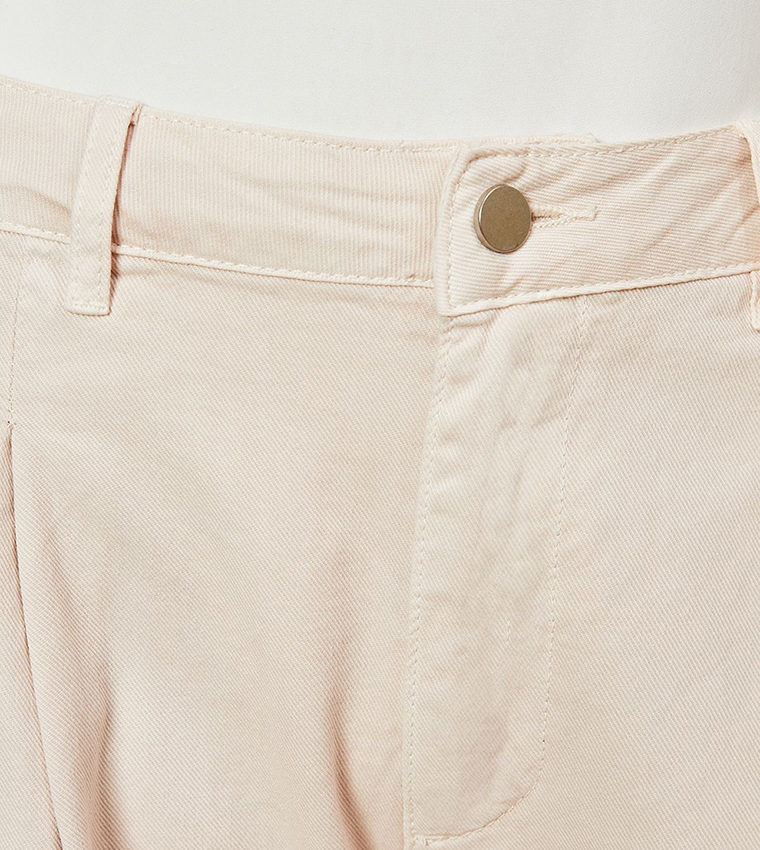 Pleat Front Washed Baggy Jeans