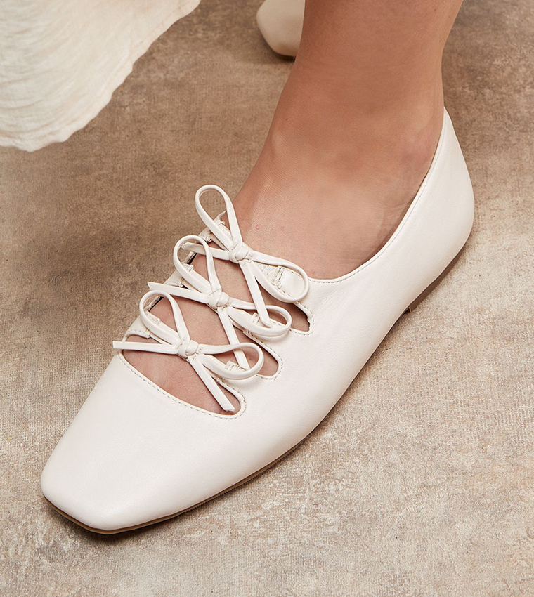 Darielle Faux Leather Multi Bow Ballet Flats
