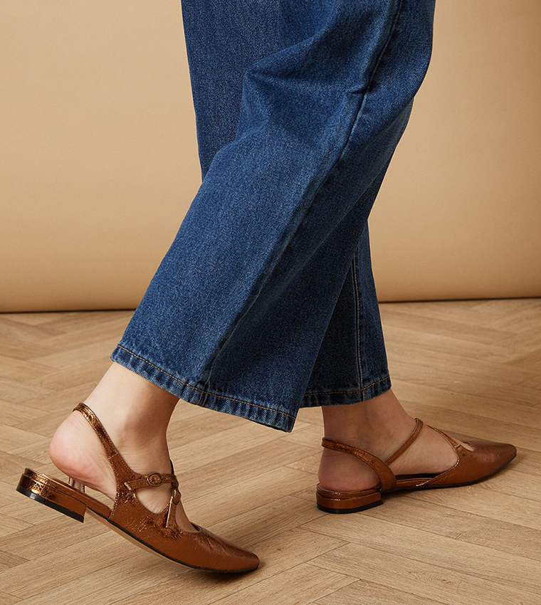 Anthea Faux Leather Pointed Cross Strap Ballet Flats