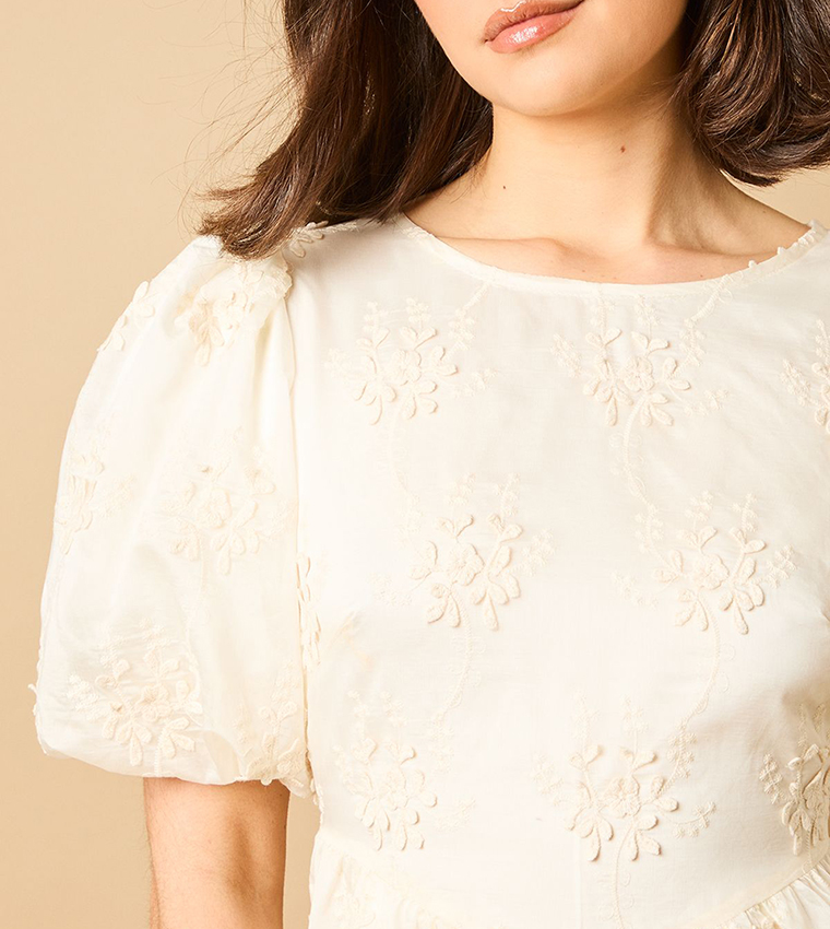 Floral Embroidered Puff Sleeves Midi Dress