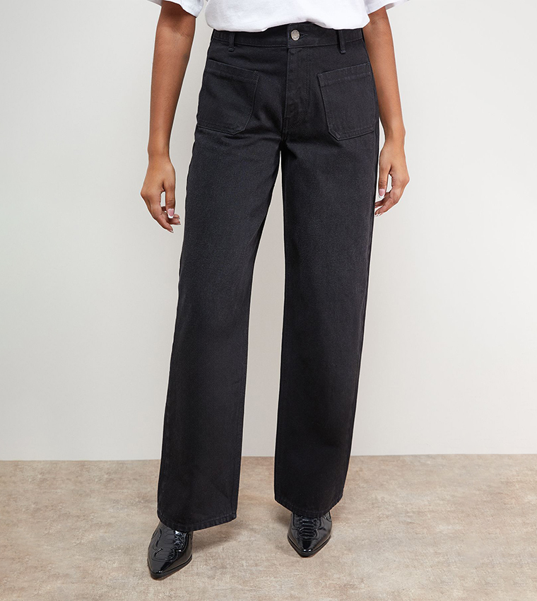 Pocket Detail Straight Fit Jeans