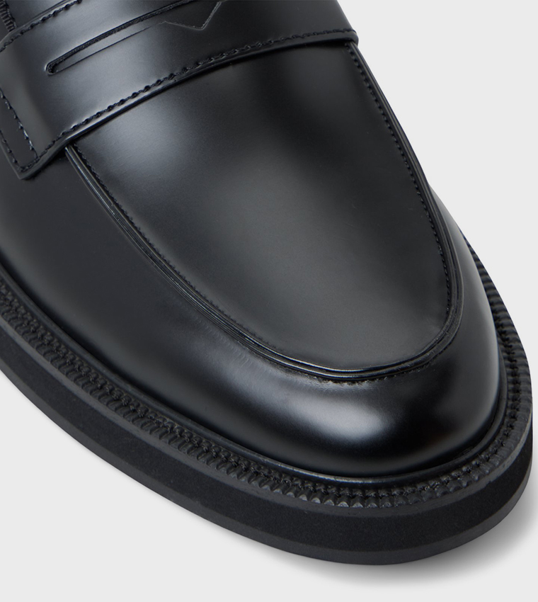 BALDOMAR Slip-On Loafers