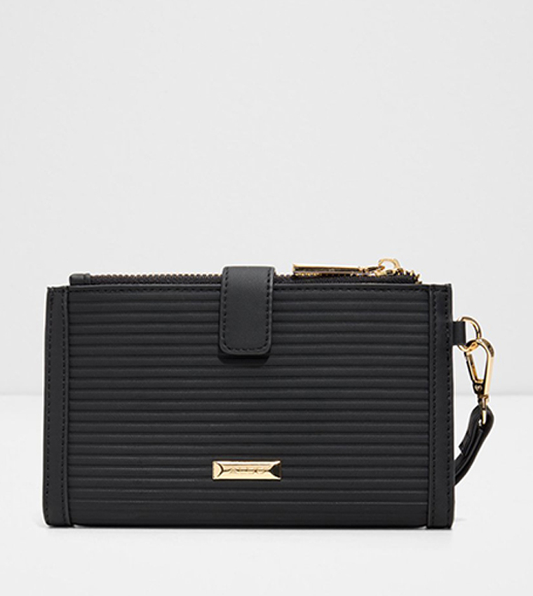 BANAETERIEL Textured Wristlet