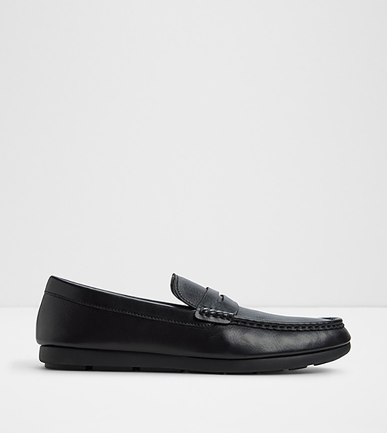 BASTUCO Textured Loafers