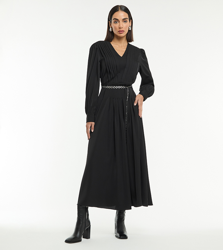 فستان ميدي بكسرات وكم باف 