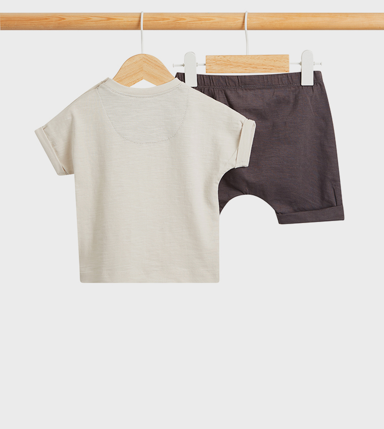 Embroidered Crew Neck Shorts Set