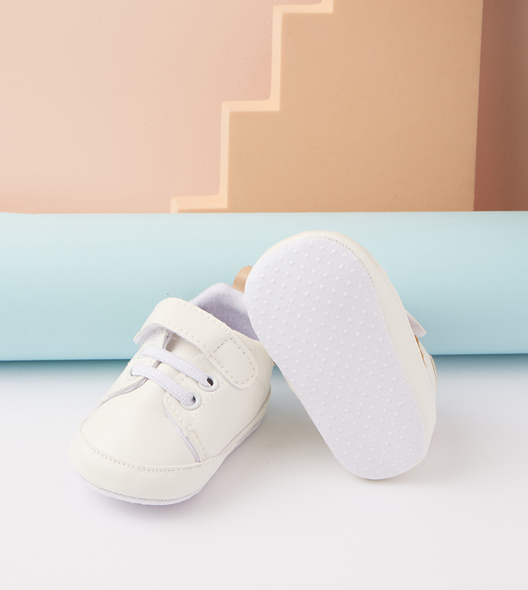 Textured Soft Sole Velcro Flat Shoes