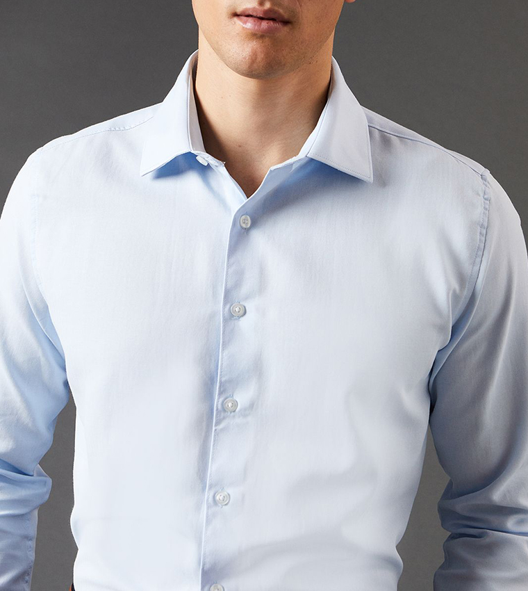 Tailored Fit Herringbone Weave Shirt
