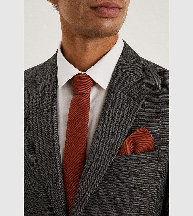 rust slim tie