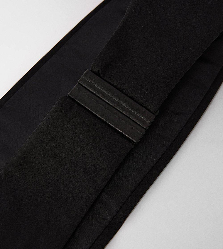 Cummerbund Tie