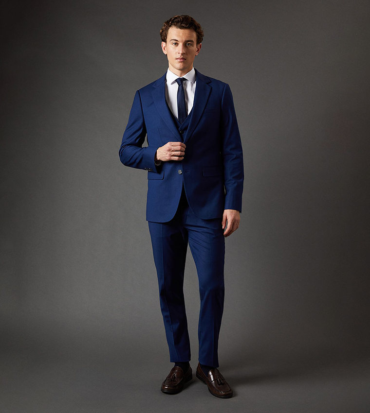 Solid French Slim Fit Blazer