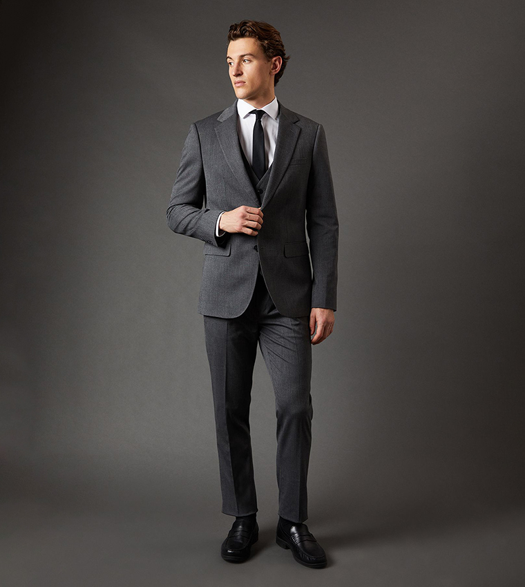 Solid Slim Fit Waistcoat