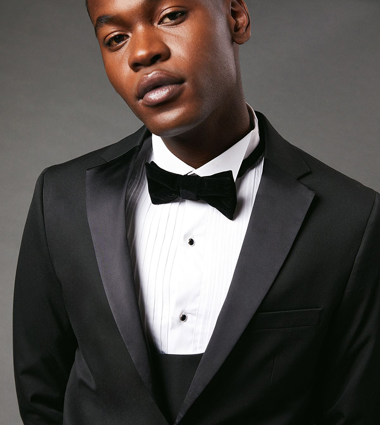 Slim Fit Tuxedo Blazer