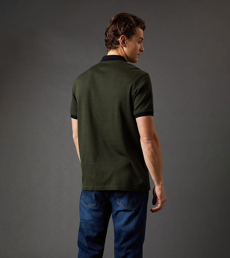 Contrast Collar Zipper Neck Polo T-Shirt