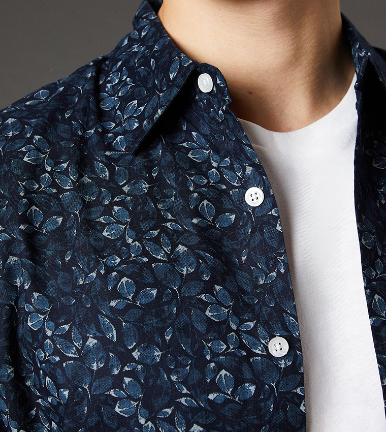 Leaf Printed Long Sleeves Shirt